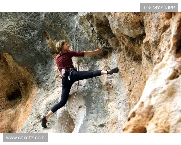 南京攀岩队成长纪实:从初学者到高手的奋斗与蜕变故事 南京攀岩队成长纪实:从初学者到高手的奋斗与蜕变故事