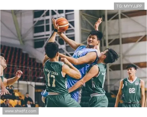 广州足球队以82分稳居杯赛积分榜首位争冠形势一片大好