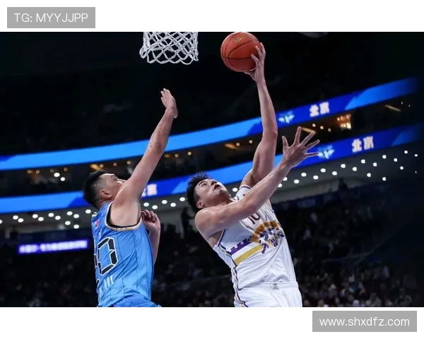 2020年北控与同曦的激烈对决回顾与精彩瞬间分析