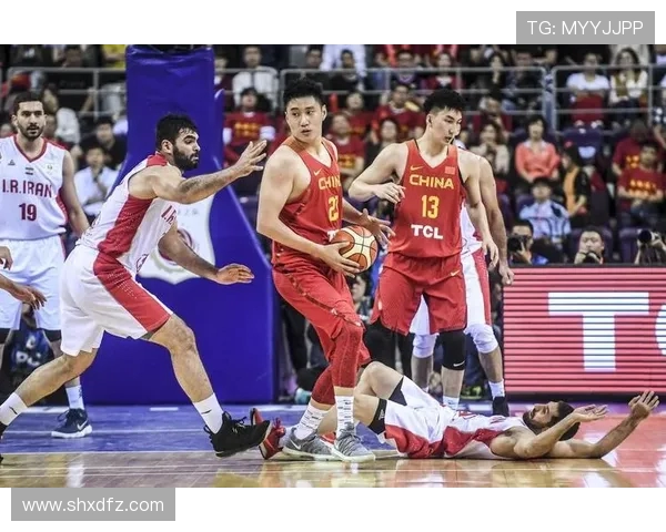 中国男篮对阵伊朗直播全程回顾与精彩瞬间分析