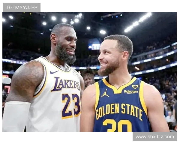 勇士队对阵国王队库里全场三双助力球队胜利