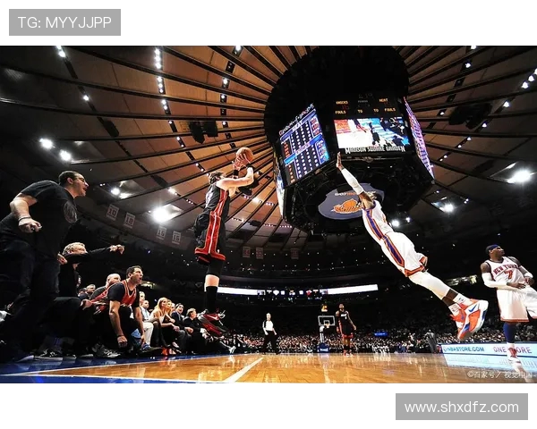 尼克斯与热火激战正酣谁将赢得这场东部对决的胜利